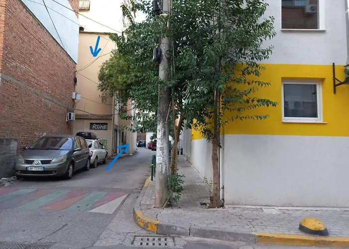 Spacious For Families & Groups * ティラナ